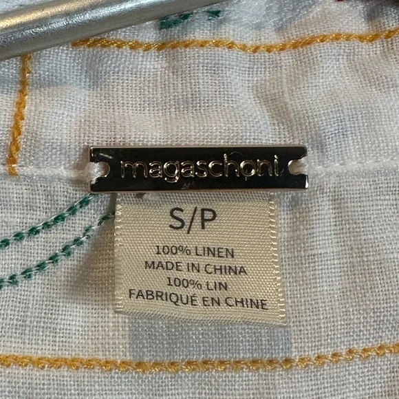 Magaschoni White Blouse with Colorful Print - Picture 6 of 7